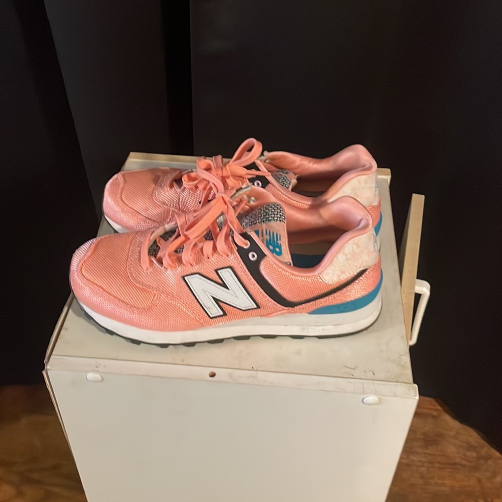 New balance women’s running shoes great condition size 9 - Picture 2 of 6